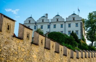 castle, pinnacle, architecture, wall, castle walls, castle battlements, fortress, in the free, closed outside, landmark, weitra, lower austria, waldviertel, austria, noble, prince, king, closed weitra, castle wall
